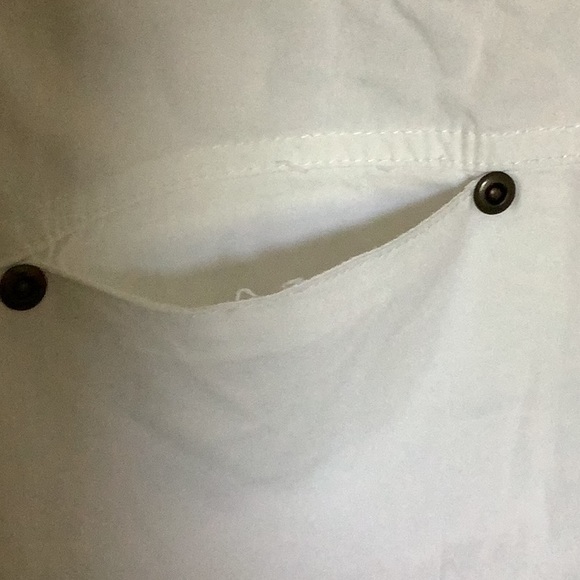 STO size 10 white capris - Picture 7 of 8